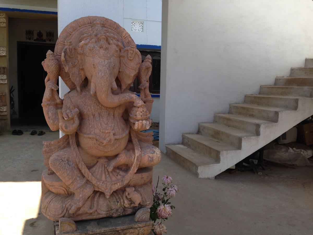 Surya Inn Konark Exterior foto